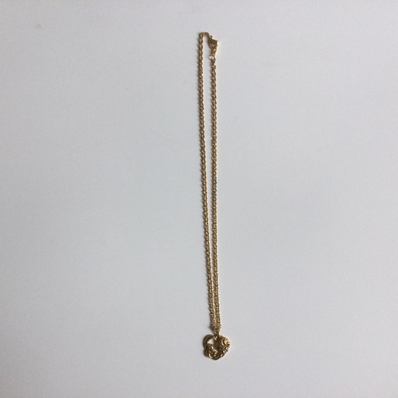 Avon Vintage Mother And Child Gold Necklace - Picture 2 of 5